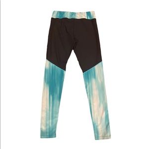 Under Armour Blue Paint Streak Pattern Leggings